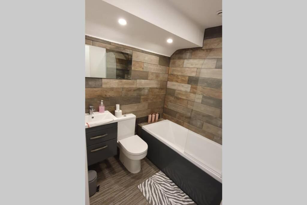 Stamford Guest House Ngoại thất bức ảnh